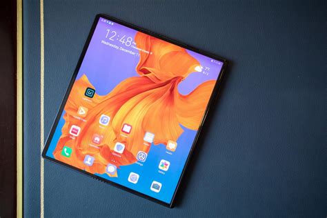 Huawei Mate X Our Best Look Yet At The Foldable Phone Cnet