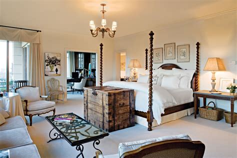 Traditional Master Bedroom - Luxe Interiors + Design