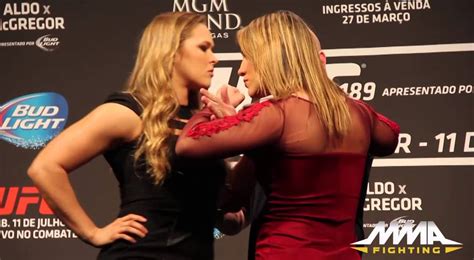 UFC 190 Ronda Rousey Vs Bethe Correia Staredown YouTube