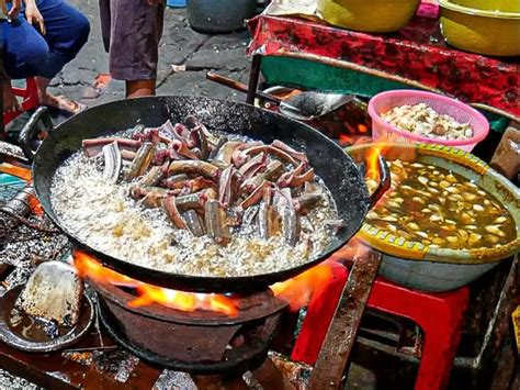 Wajib Coba Pedasnya Sambal Belut Bu Yuli Kuliner Surabaya Yang Viral