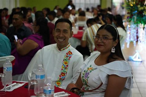 Más 200 parejas de Cosoleacaque se casan en las Bodas Colectivas 2024