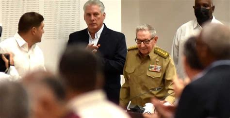 Con la presencia de Raúl Castro y Díaz Canel inicia primera sesión del