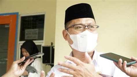 Kunjungi Dinas Dukcapil Plt Bupati Gorut Harapkan Pelayanan Lebih