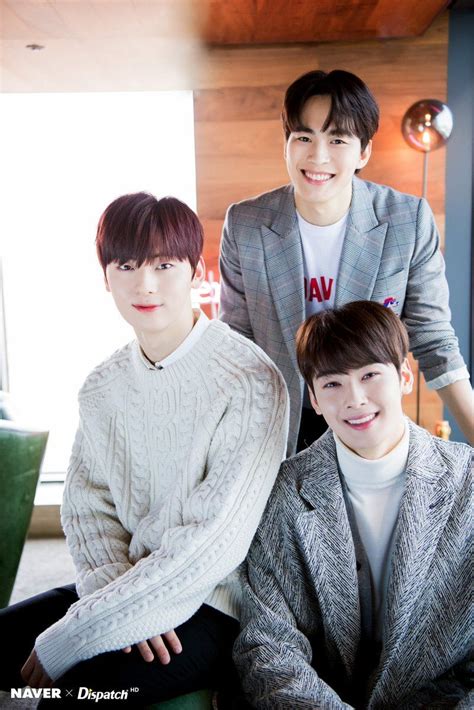 Cha Eun Woo Family Picture - Diysica