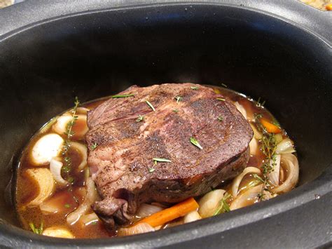 How To Cook A Pot Roast In The Slow Cooker