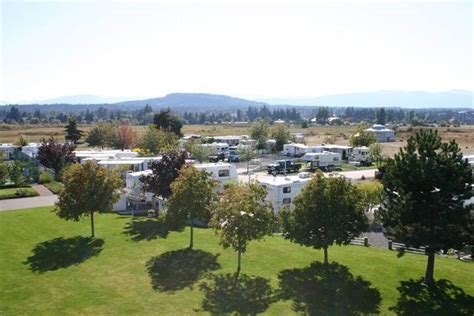 Surfside Rv Resort Parksville Qualicum Beach Tourism