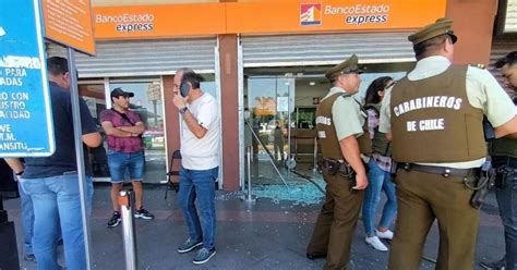 Frustran Violento Asalto A Sucursal Bancaria Ocho Encapuchados