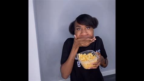 Coco Just Being Coco Season 2 Episode 19 Scary Movie Youtube