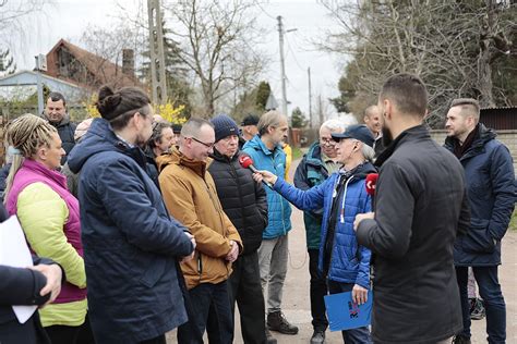 INTERWENCJA Ulica Piaski Nad Rzeką zapomniana przez urzędników i drogowców