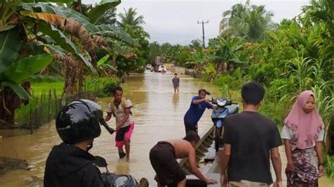 Breaking News Hujan Deras Enam Kecamatan Di Merangin Diterjang Banjir