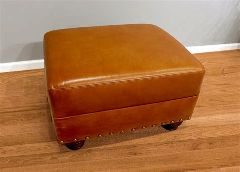 592 00 Bailey Leather Ottoman American Classics Leather