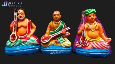 Sangeetha Mummoorthigal 6 Inch Clay Navarathri Golu Dolls Online