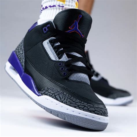 Jordan 3 Retro Black Court PurpleJordan 3 Retro Black Court Purple - OFour