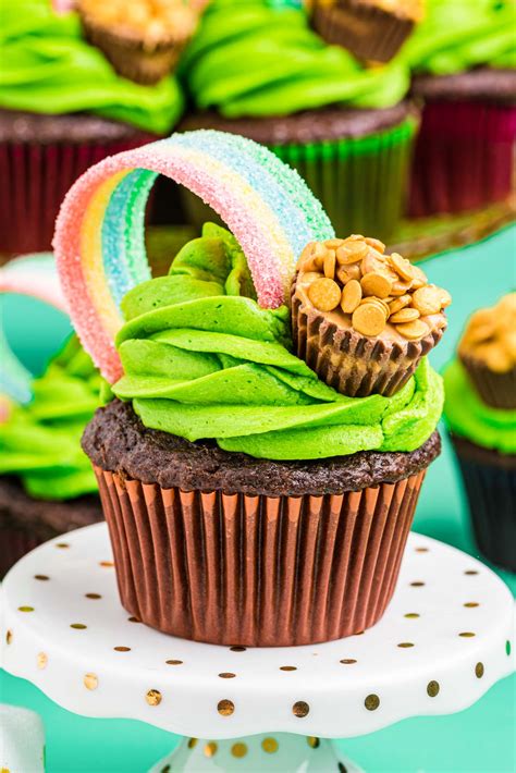 Pot Of Gold St Patrick S Day Cupcakes Sugar And Soul