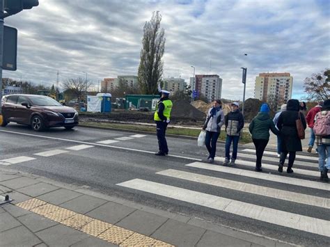 Bezpieczny 1 Listopada Na Drogach W Bydgoszczy I Powiecie Bydgoskim