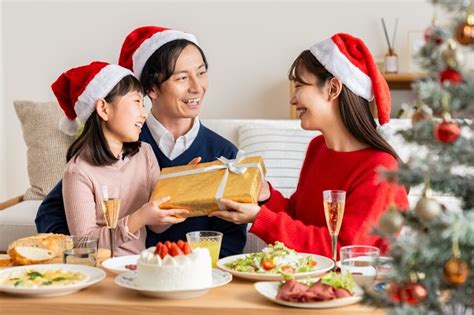 10 Ways To Enjoy Japanese Christmas Wa