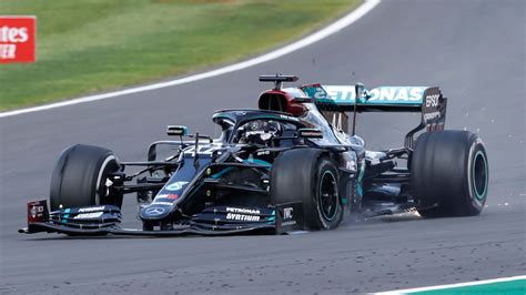 Lewis Hamilton Wins British Grand Prix Despite Burst Tyre On Last Lap Uk News Sky News