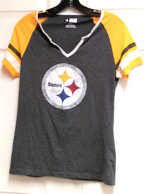 NFL Team Apparel Women's Pittsburgh Steelers Gray Yellow Shirt Size M Football | Heroes Sports Cards