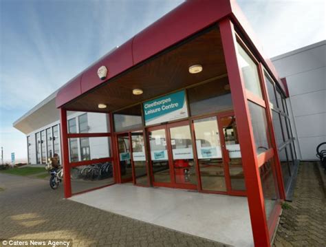 Cleethorpes Leisure Centre swimming pool forced to close girl slipped ...