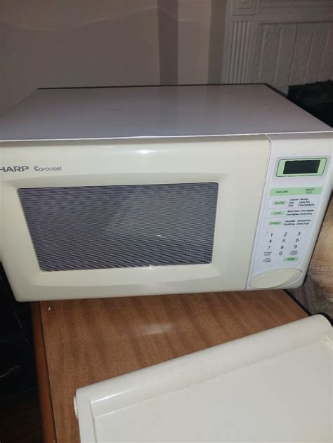 Sharp microwave | EstateSales.org 