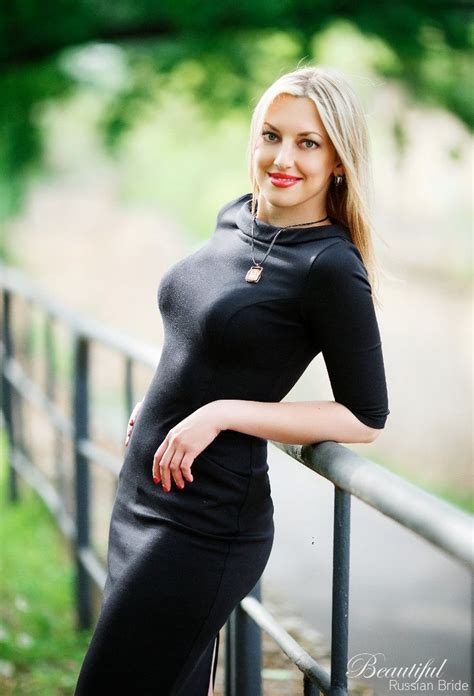 Beautiful Ukrainian Bride Elena From Kherson 32yo Hair Color Light