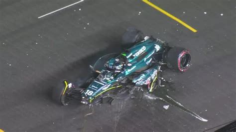 Singapore Gp Qualifying Red Flagged As Lance Stroll Destroys F1 Car In