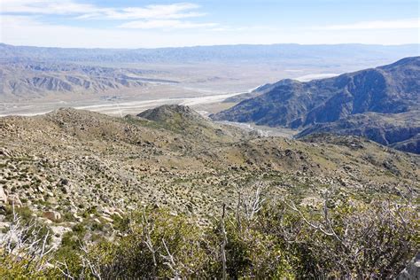 PCT Day 14 : Off The Mountain, Into The Desert - Roaming Wild Rosie