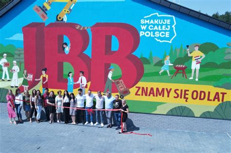 JBB odsłoniło mural z okazji 30 lecia firmy