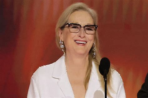 Meryl Streep Highlights Biggest Grammys Question Onstage