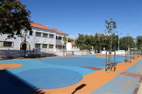 Portimão começa ano letivo melhorias no parque escolar