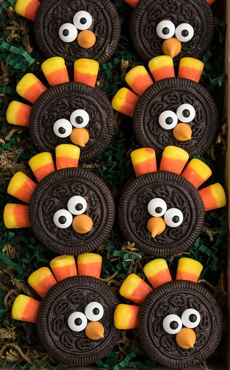 Easy Oreo Turkey Cookies {Candy Corn} - CakeWhiz