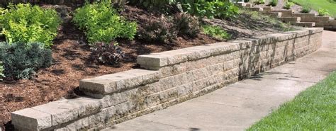 Retaining Walls And Fences Traditional Landscape St Louis By