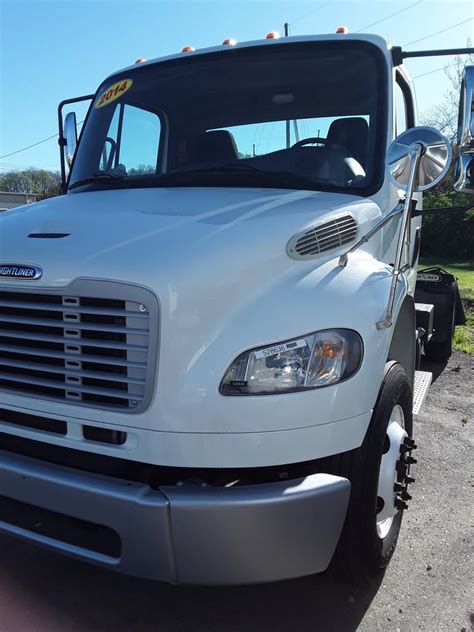 2014 Freightliner M2 106 For Sale Day Cab 528636