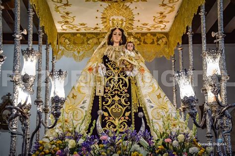 D A Grande En Pozuelo De Calatrava Que Celebra La Festividad De Ntra