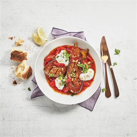 Geschmorte Auberginen In Scharfer Paprika Sauce Rezepte Homann Saucen