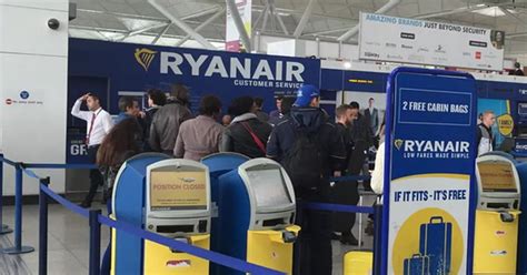 Amazon Shoppers Wowed By Bestselling Ryanair Easyjet And Jet Hand