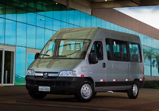 Peugeot lança nova versão para a van Boxer