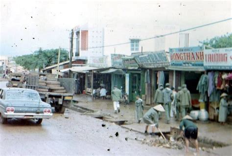 Downtown Pleiku - Hoang Dieu St, 1967 South Vietnam, Vietnam Veterans ...