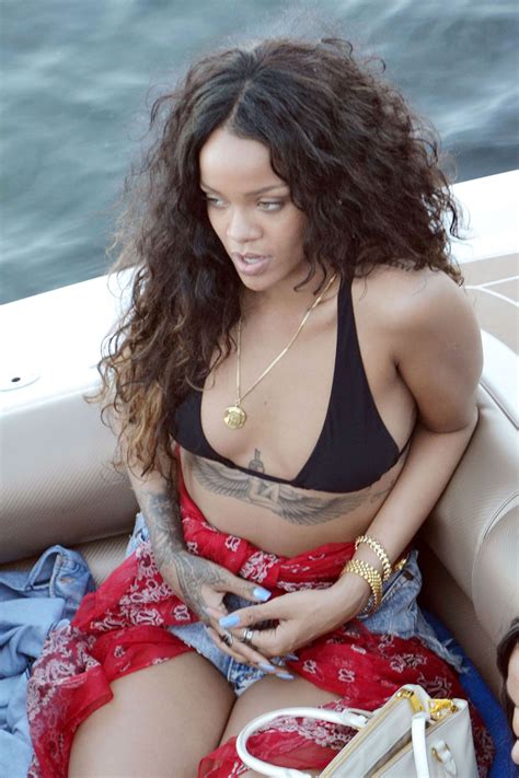 Rihanna In A Bikini Sicily Italy August 2014 • Celebmafia