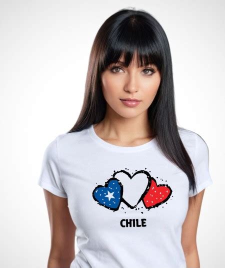 ≫ Polera Blanca Estampada Con Corazones De Chile Para Mujer