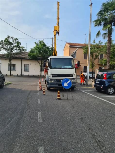 Parte Il Progetto Illumina Questa Settimana Al Lavoro Squadre In