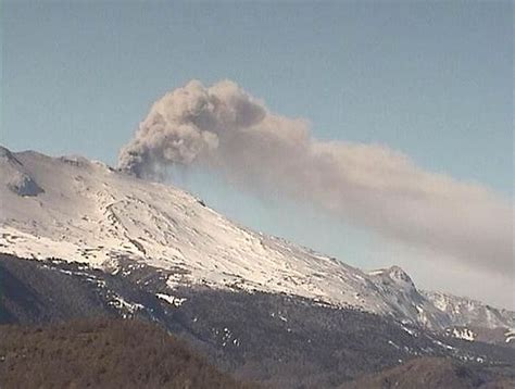 Sernageomin Decret Alerta Naranja En El Volc N Copahue