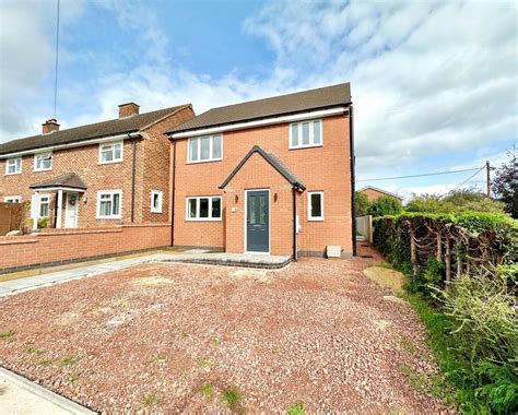 Vauxhall Newent Gl18 3 Bed Detached House For Sale £325 000