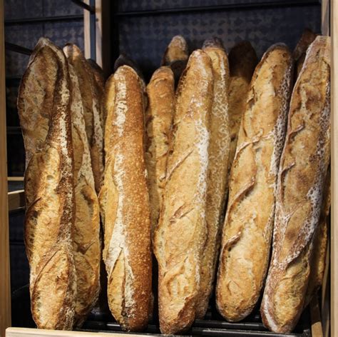 Baguette Tradition 300 G Le Pistore Locavor Fr