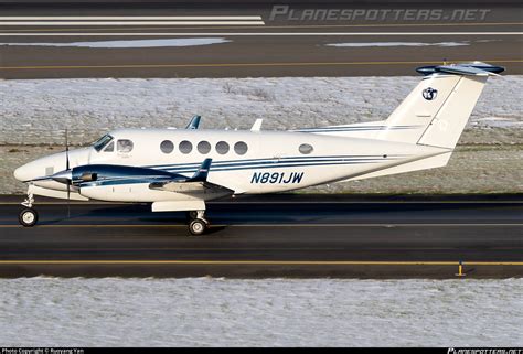 N891JW Private Beechcraft B200GT King Air Photo By Ruoyang Yan ID