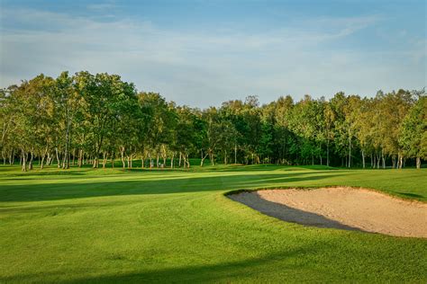 MGC-1.3-1st-Fairway-Bunker.jpg