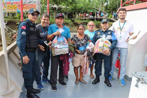 Pol Cia Militar Participa Do Natal Dos Ribeirinhos E Entrega