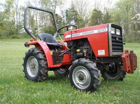 Massey Ferguson 1010 4x4 Mfwd 4wd Compact Tractor With Extras Great For Food Plot