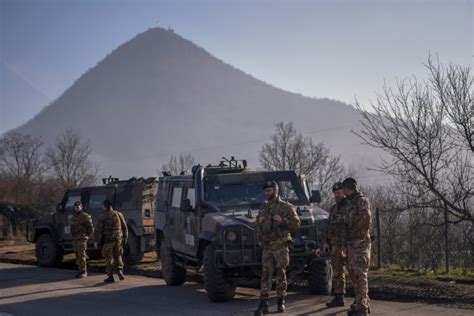 Kosovo shuts main border crossing with Serbia - Digital Journal