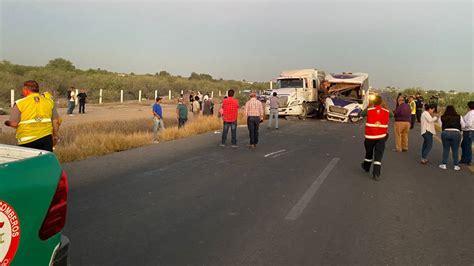 En Durango Accidente Carretero Deja Como Saldo 21 Heridos Uno Tv